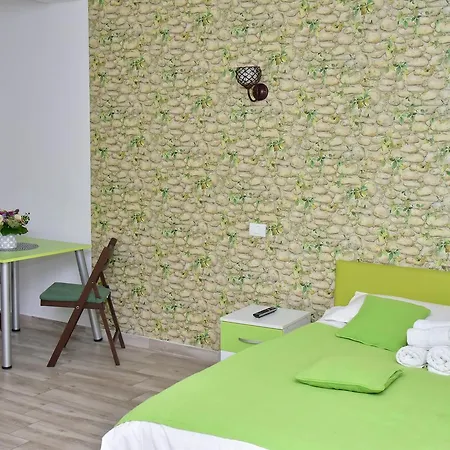 Apartment Fundeni *