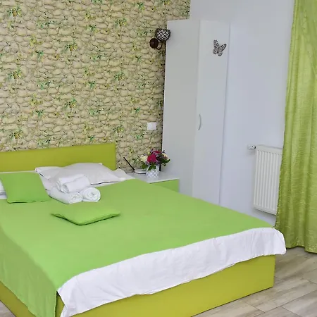 Apartment Fundeni Bucharest